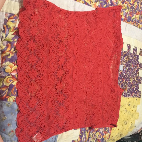 Top - Picture 2 of 2